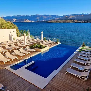4* Hotel Plaza