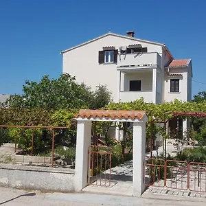 Tatjana Pag Town